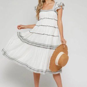 NEW Olivaceous Angelica Tiered Midi Dress S White Black